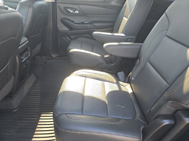 Used 2019 Chevrolet Traverse Premier w/ Redline Edition AWD/4WD image 11
