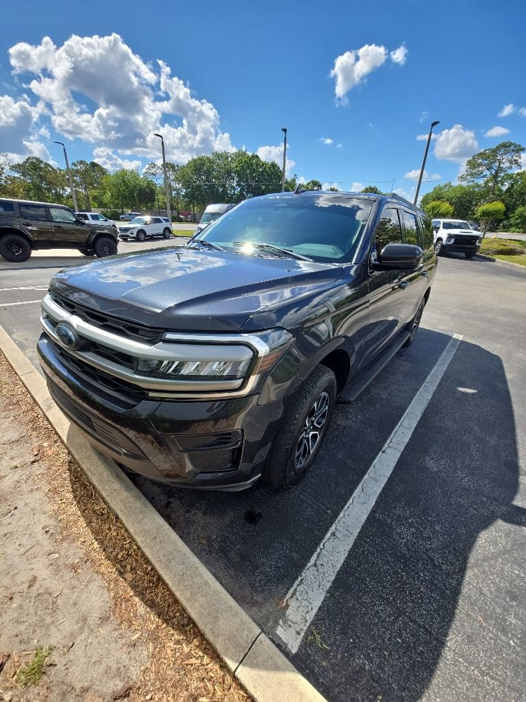 Certified 2024 Ford Expedition Max XLT AWD/4WD image 2