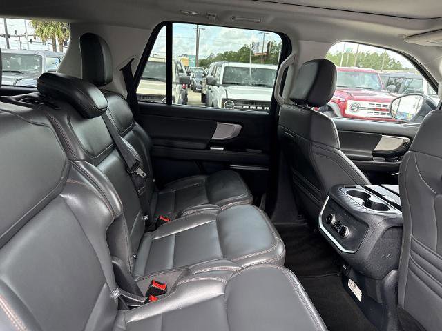 Certified 2025 Ford Expedition Active AWD/4WD image 21