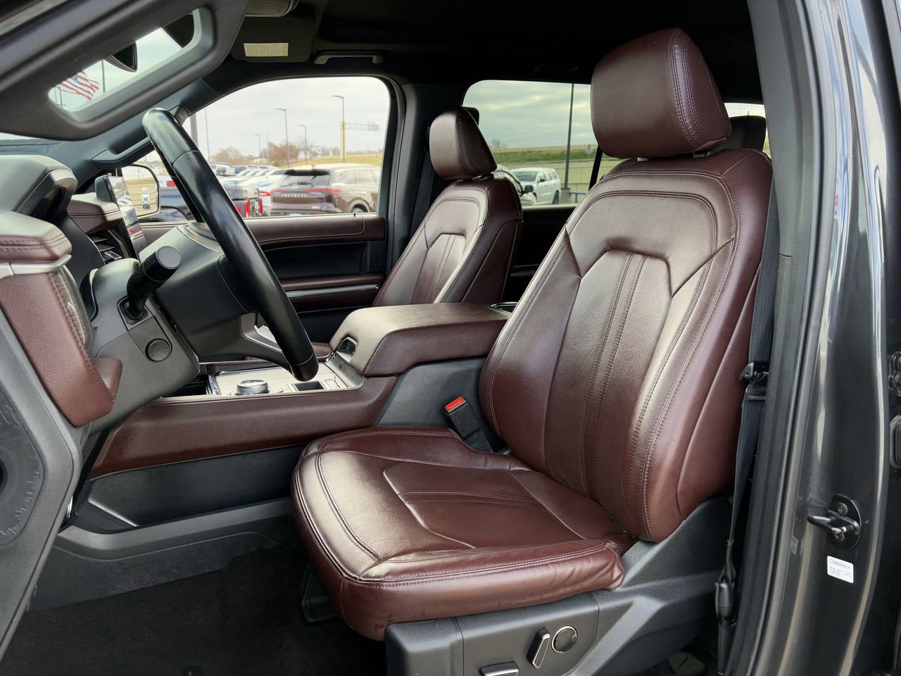 Certified 2023 Ford Expedition Limited image 28