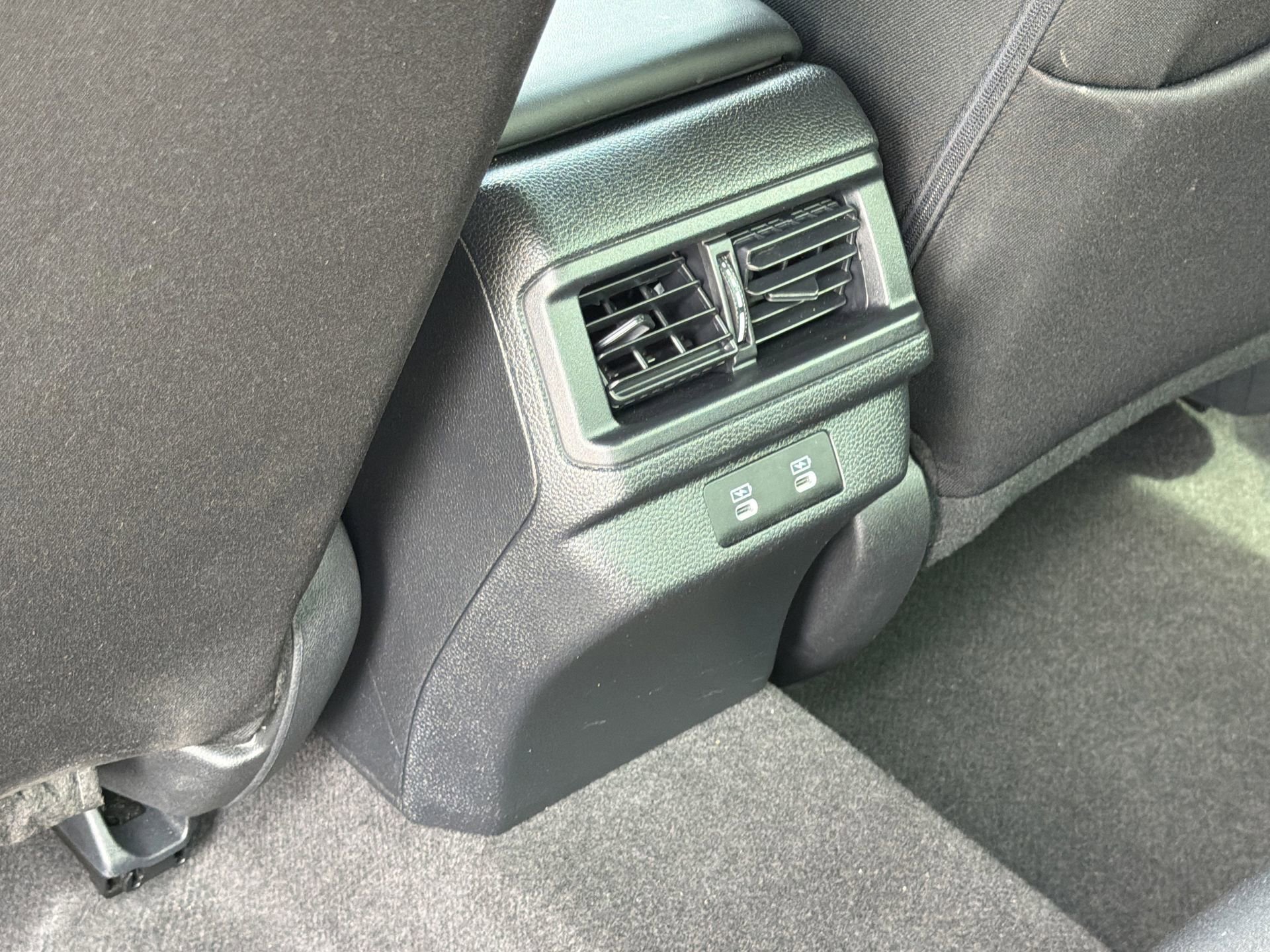 Used 2025 Honda Accord LX image 25