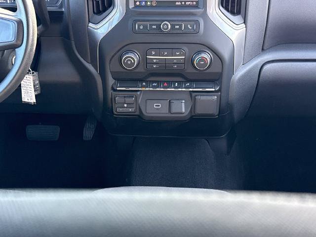 Used 2020 Chevrolet Silverado 1500 Custom w/ Custom Value Package AWD/4WD image 12