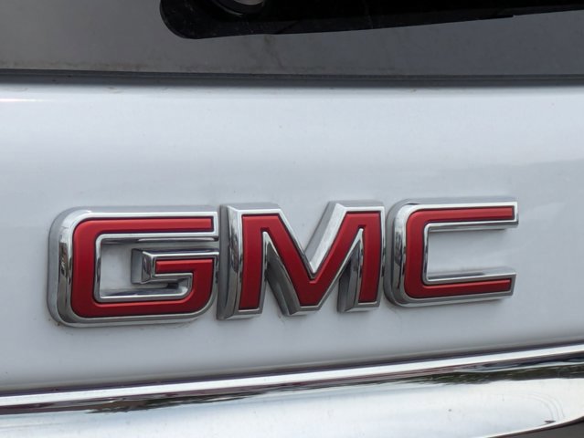 Used 2023 GMC Terrain SLT FWD image 32