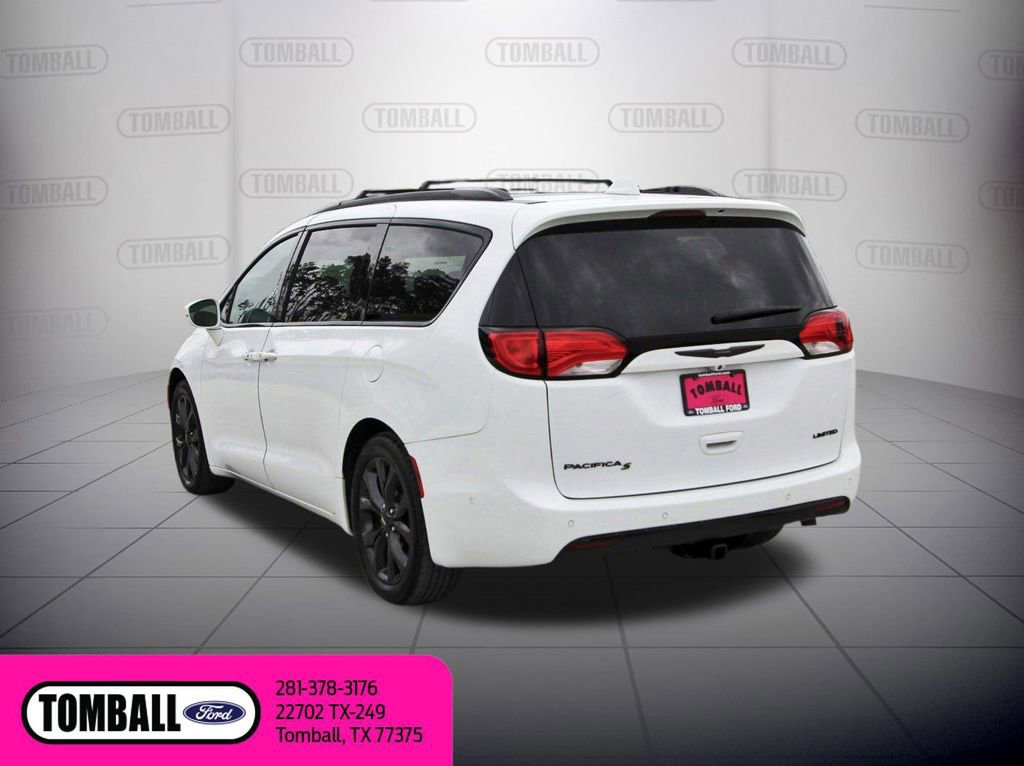 Used 2018 Chrysler Pacifica Limited w/ Advanced Safetytec Group image 3