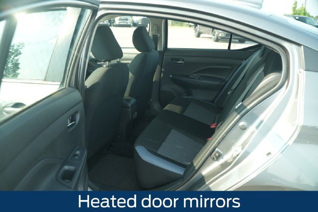 Used 2025 Nissan Versa SV FWD image 15