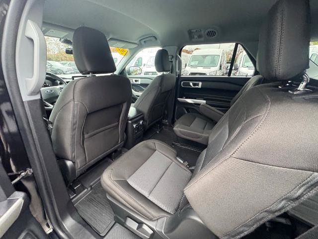 Certified 2022 Ford Explorer XLT image 9