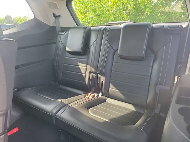Used 2023 Volkswagen Atlas SEL Premium AWD/4WD image 28