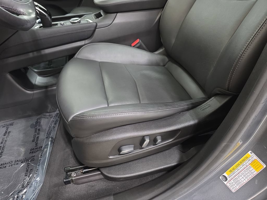 Used 2021 Cadillac XT6 Premium Luxury AWD/4WD image 29