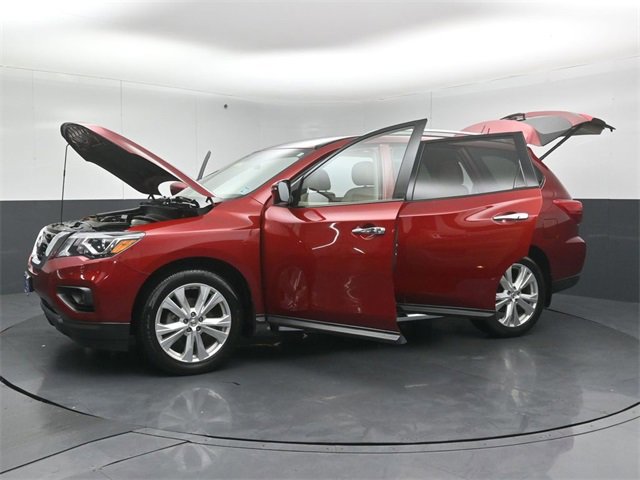 Used 2018 Nissan Pathfinder SL w/ SL Premium Package image 61