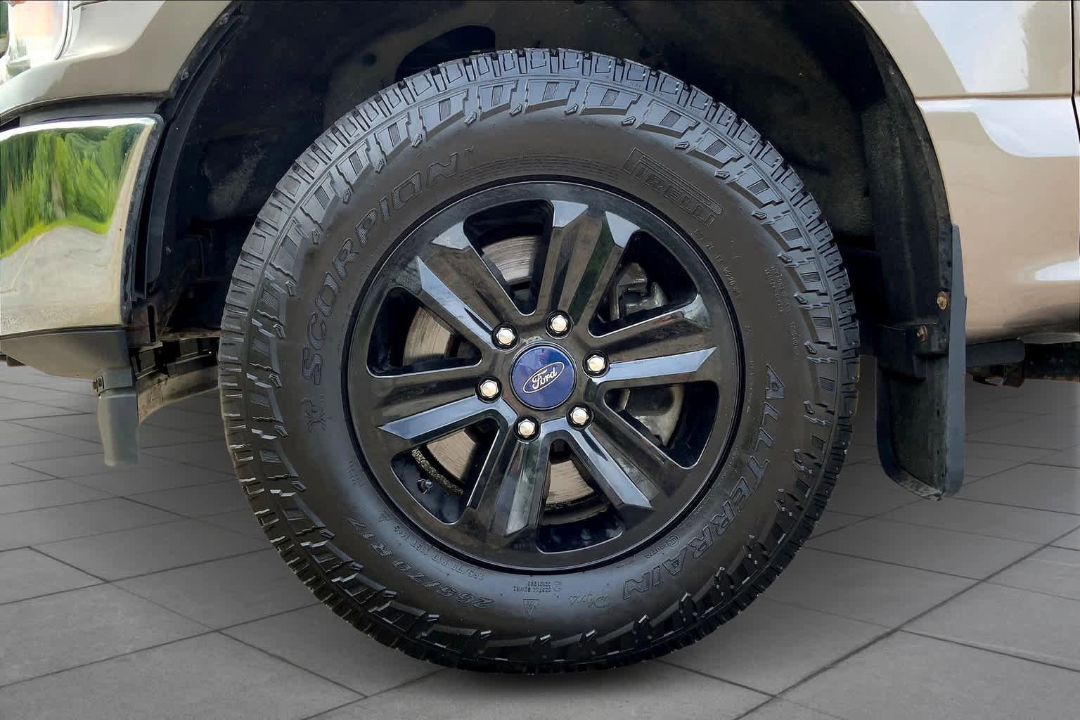 Certified 2018 Ford F150 XLT AWD/4WD image 11