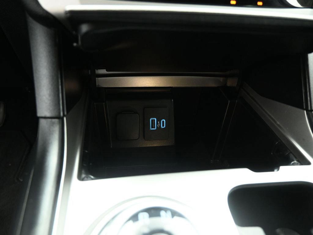 Certified 2020 Ford Explorer XLT image 43