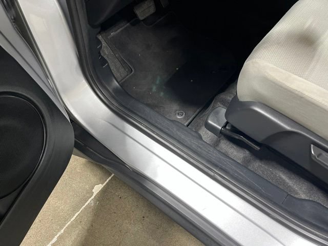 Used 2022 Honda HR-V LX image 24