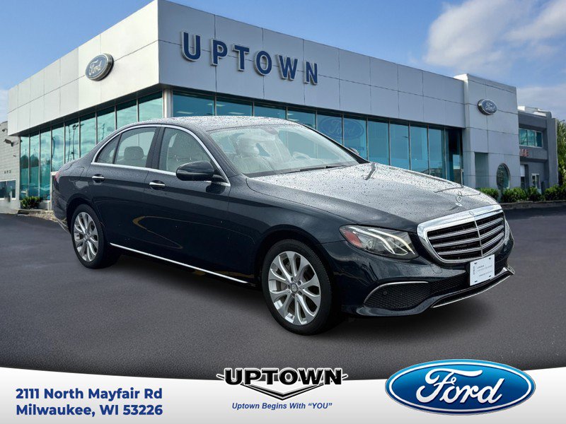 Used 2017 Mercedes-Benz E 300 4MATIC image 1