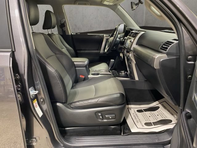 Used 2018 Toyota 4Runner SR5 Premium AWD/4WD image 20