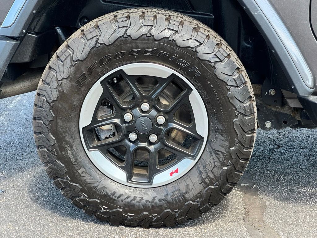 Used 2018 Jeep Wrangler Rubicon AWD/4WD image 38