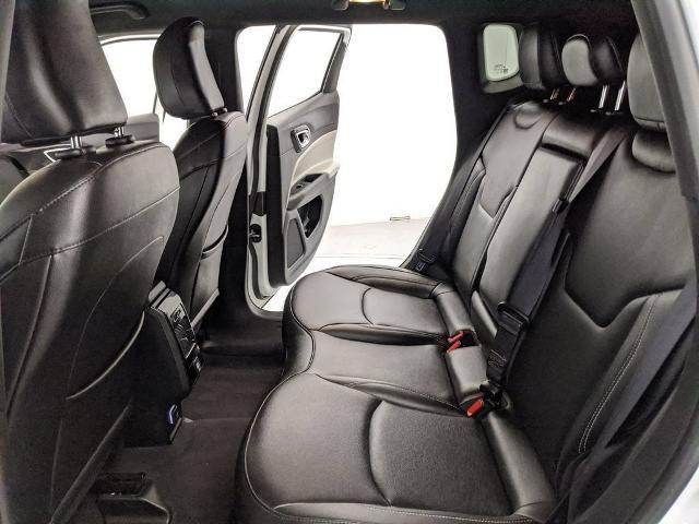 Used 2025 Jeep Compass Limited AWD/4WD image 16