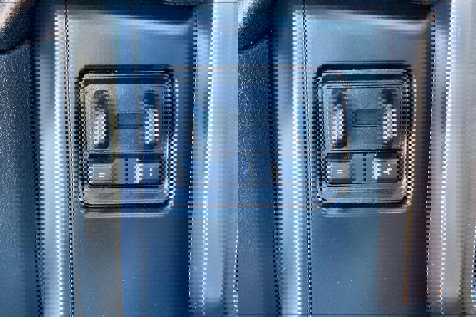 Certified 2023 Ford F150 Lightning Lariat w/ Equipment Group 511A High image 30