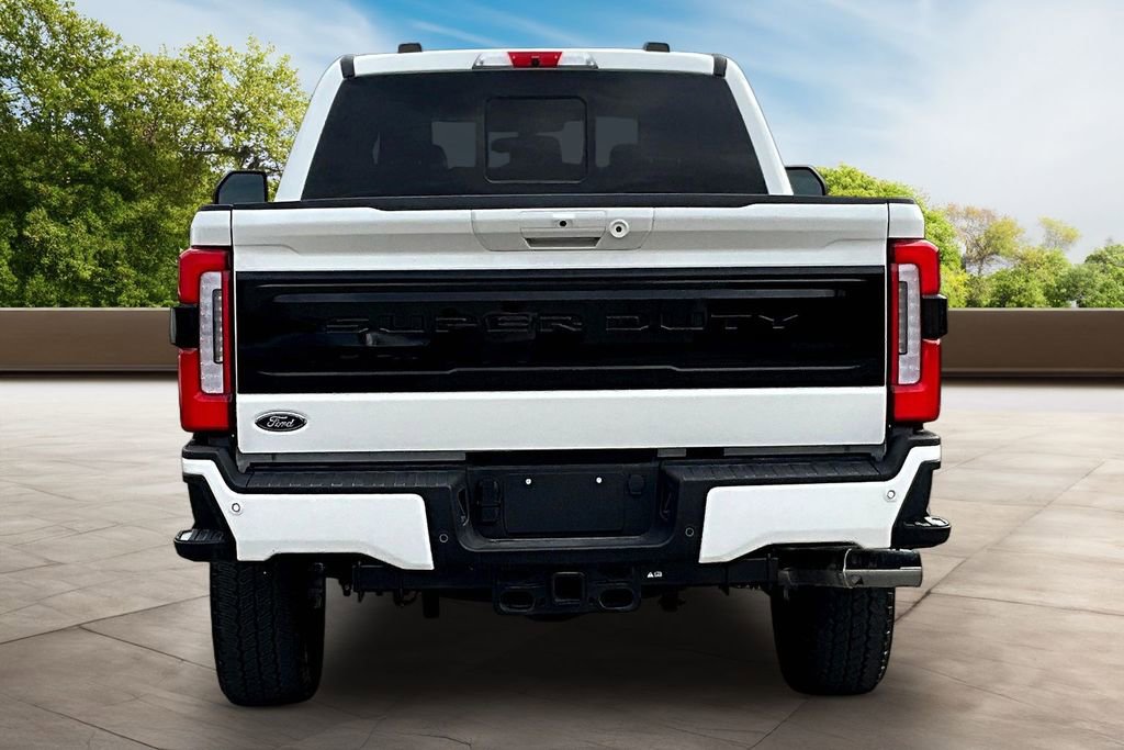 Certified 2025 Ford F350 Platinum w/ FX4 Off-Road Package AWD/4WD image 4