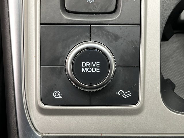 Certified 2023 Ford Explorer XLT w/ Equipment Group 202A AWD/4WD image 18