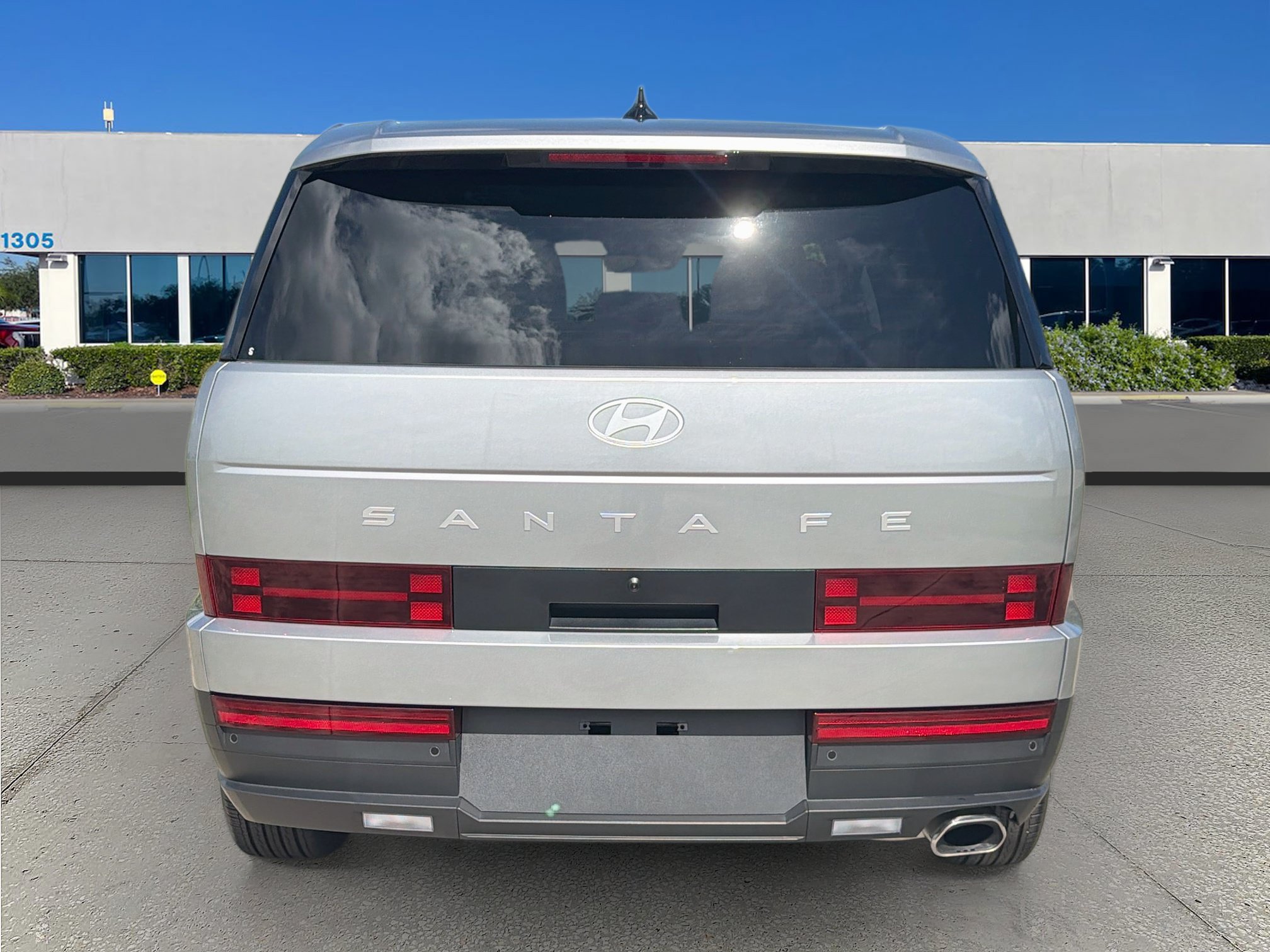Used 2026 Hyundai Santa Fe SE FWD image 8