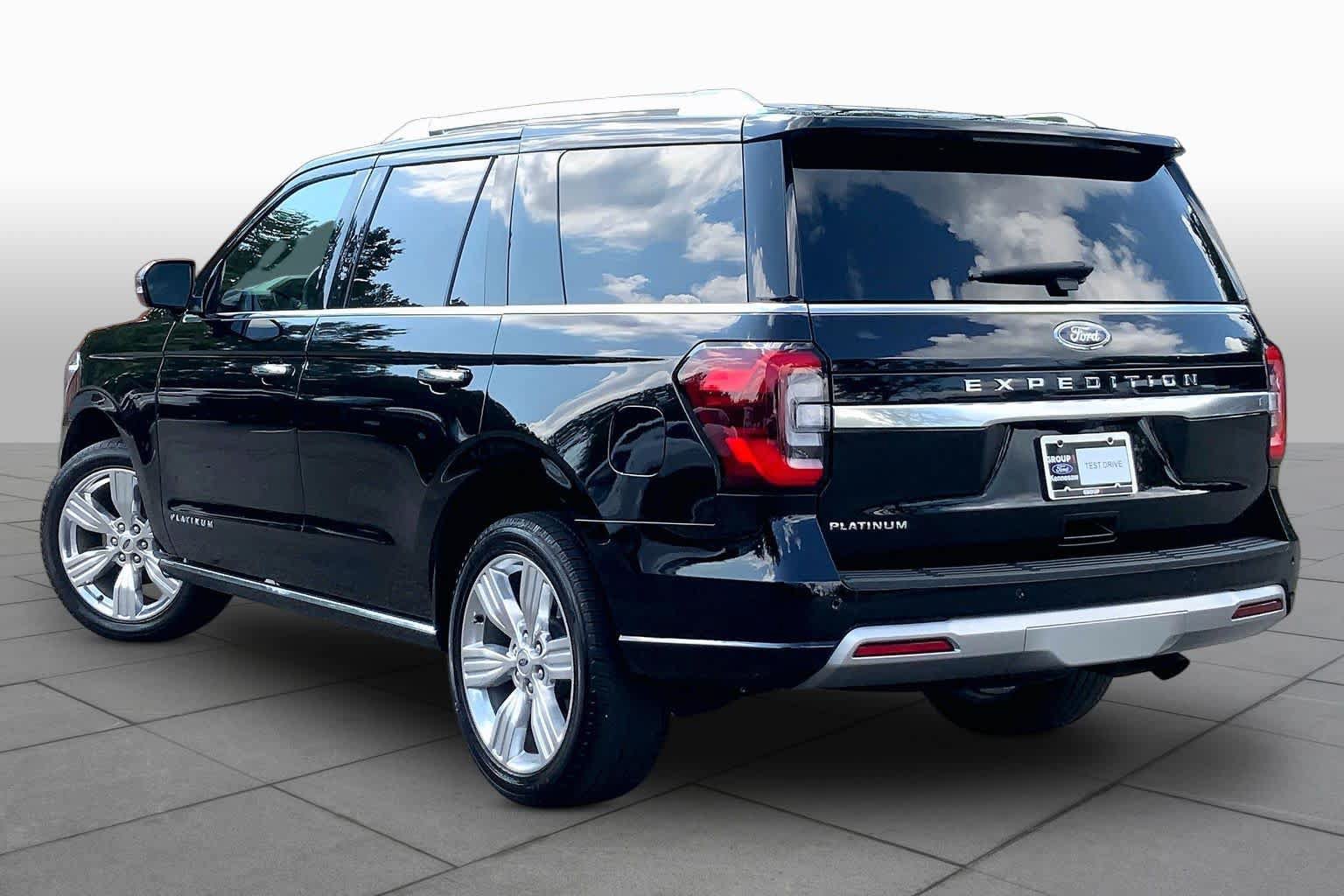 Certified 2023 Ford Expedition Platinum RWD image 12