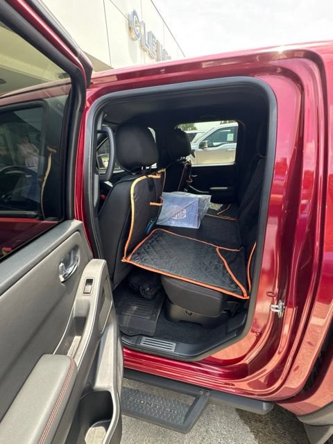 Used 2023 Nissan Frontier PRO-4X w/ Pro Convenience Package AWD/4WD image 57