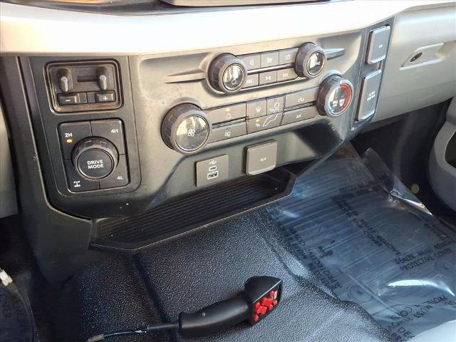 Certified 2023 Ford F350 XL w/ Snow Plow Prep Package image 12