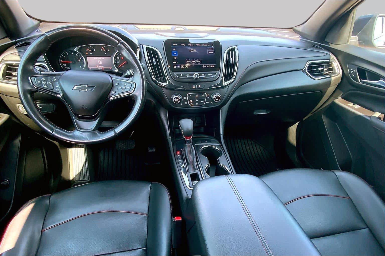 Used 2022 Chevrolet Equinox RS w/ RS Leather Package FWD image 16