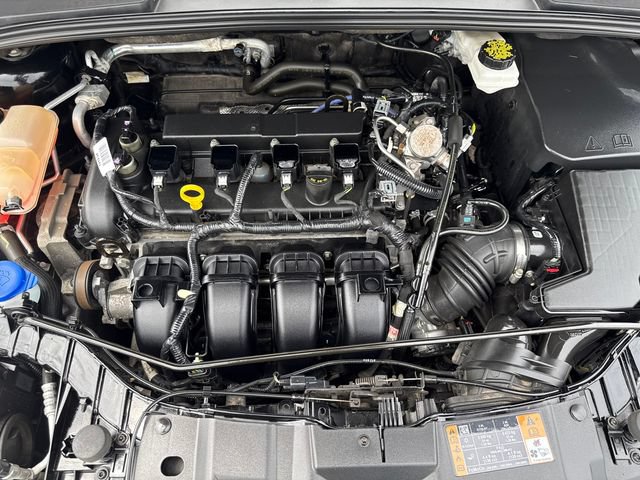 Certified 2018 Ford Focus Titanium w/ Titanium Technology Package FWD image 36