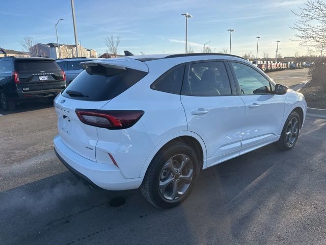 Certified 2023 Ford Escape ST-Line image 4