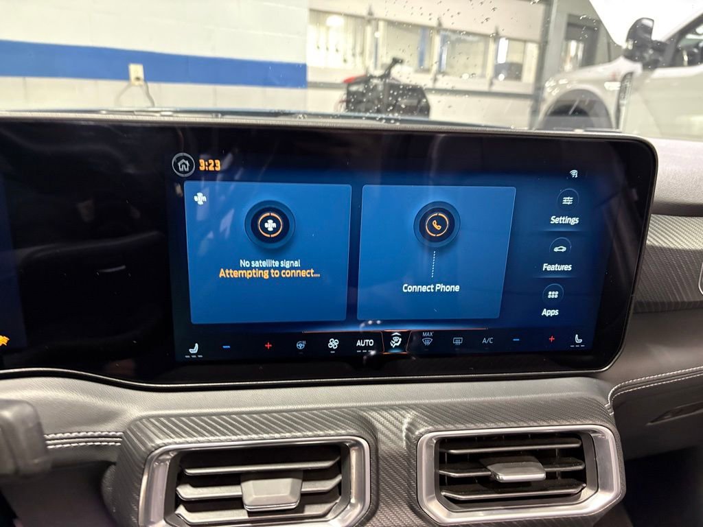 Certified 2025 Ford Mustang Premium RWD image 18