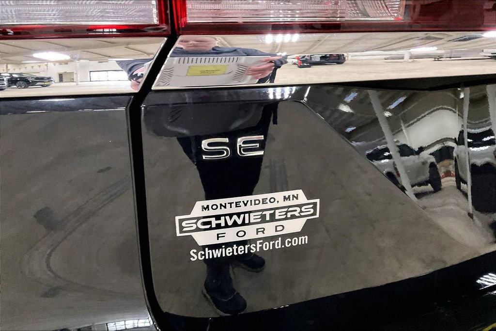 Used 2025 Volkswagen Atlas SE image 10