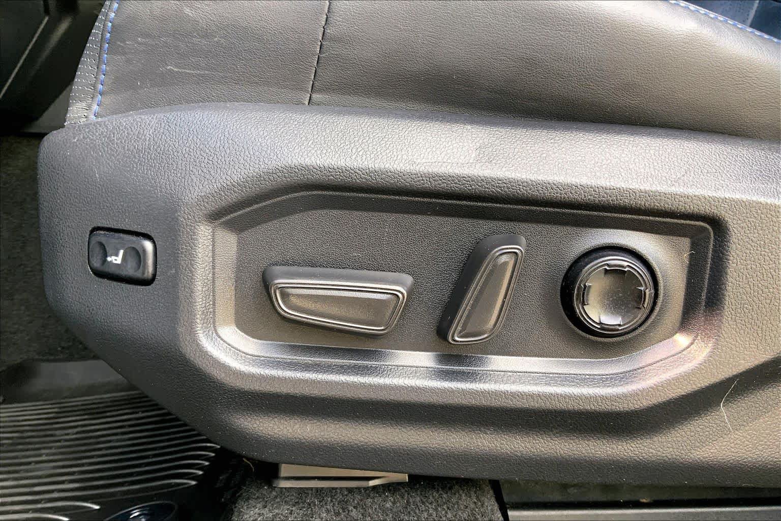 Used 2023 Toyota Sequoia Platinum AWD/4WD image 35
