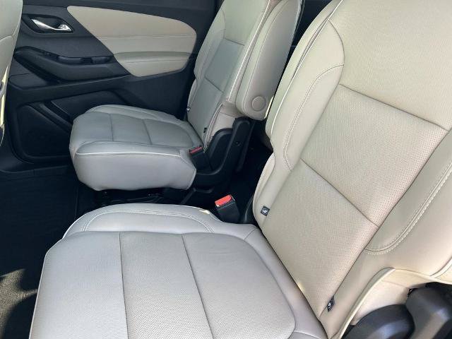 Used 2023 Chevrolet Traverse Premier AWD/4WD image 18