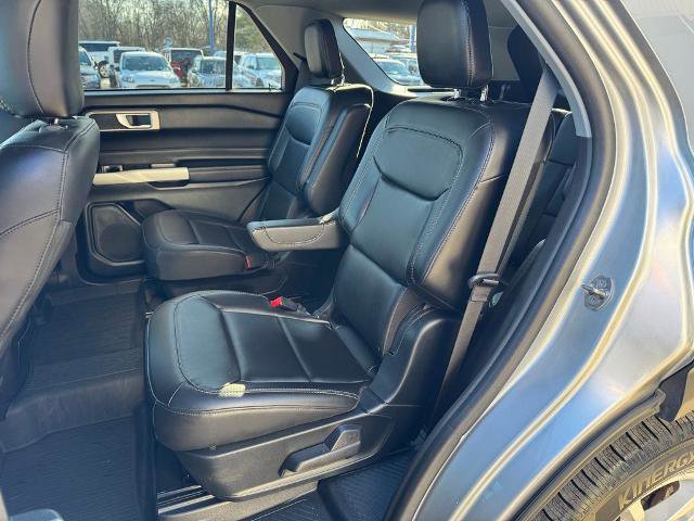 Certified 2023 Ford Explorer XLT w/ Equipment Group 202A image 9