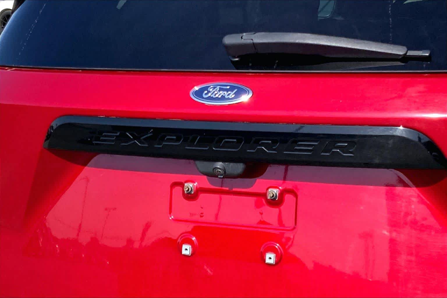 Certified 2022 Ford Explorer ST w/ Equipment Group 401A AWD/4WD image 27