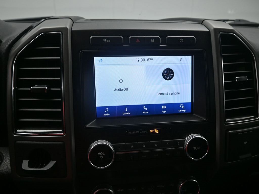 Certified 2020 Ford Expedition Max XLT image 13