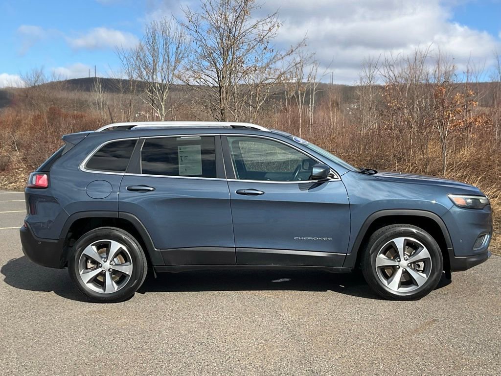 Used 2021 Jeep Cherokee Limited image 26