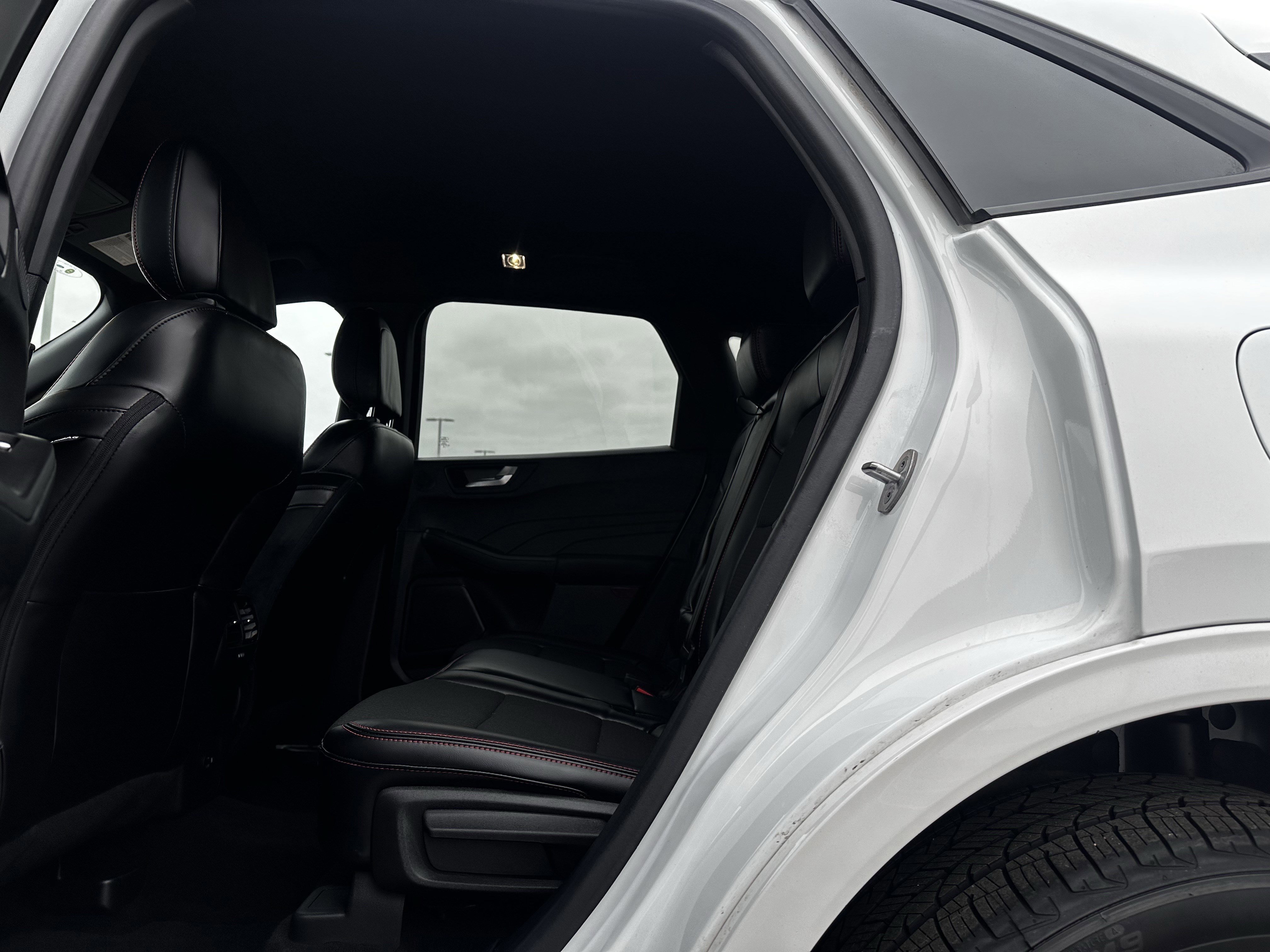 Certified 2023 Ford Escape ST-Line Select w/ Tech Pack #2 image 19