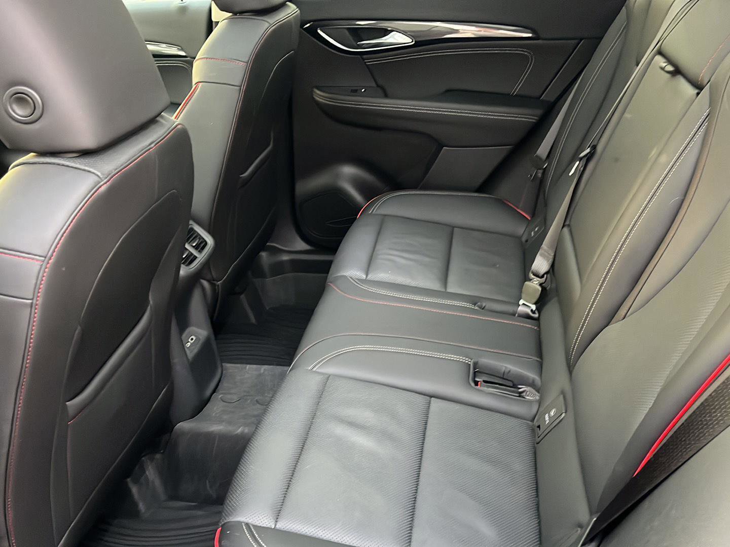 Used 2023 Buick Envision Essence w/ Sport Touring Package image 16