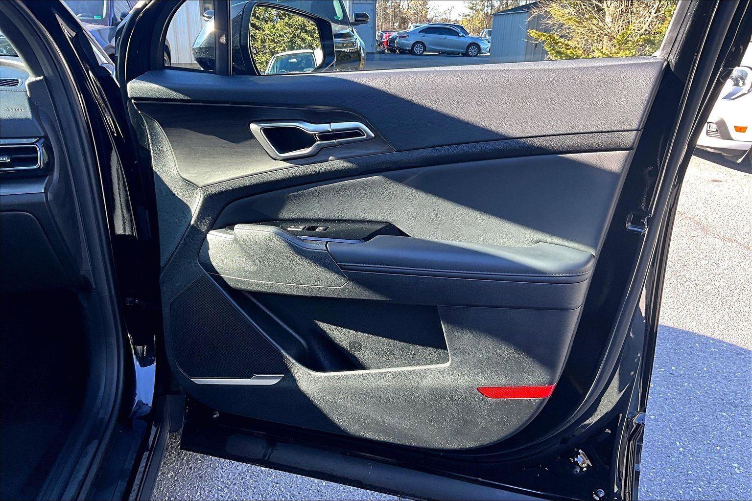 Used 2023 Kia Sportage X-Line image 16