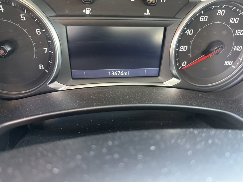 Used 2024 Chevrolet Equinox Premier FWD image 4