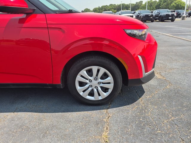 Used 2023 Kia Soul LX FWD image 11