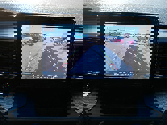 Certified 2020 Ford Explorer XLT w/ Equipment Group 202A image 29