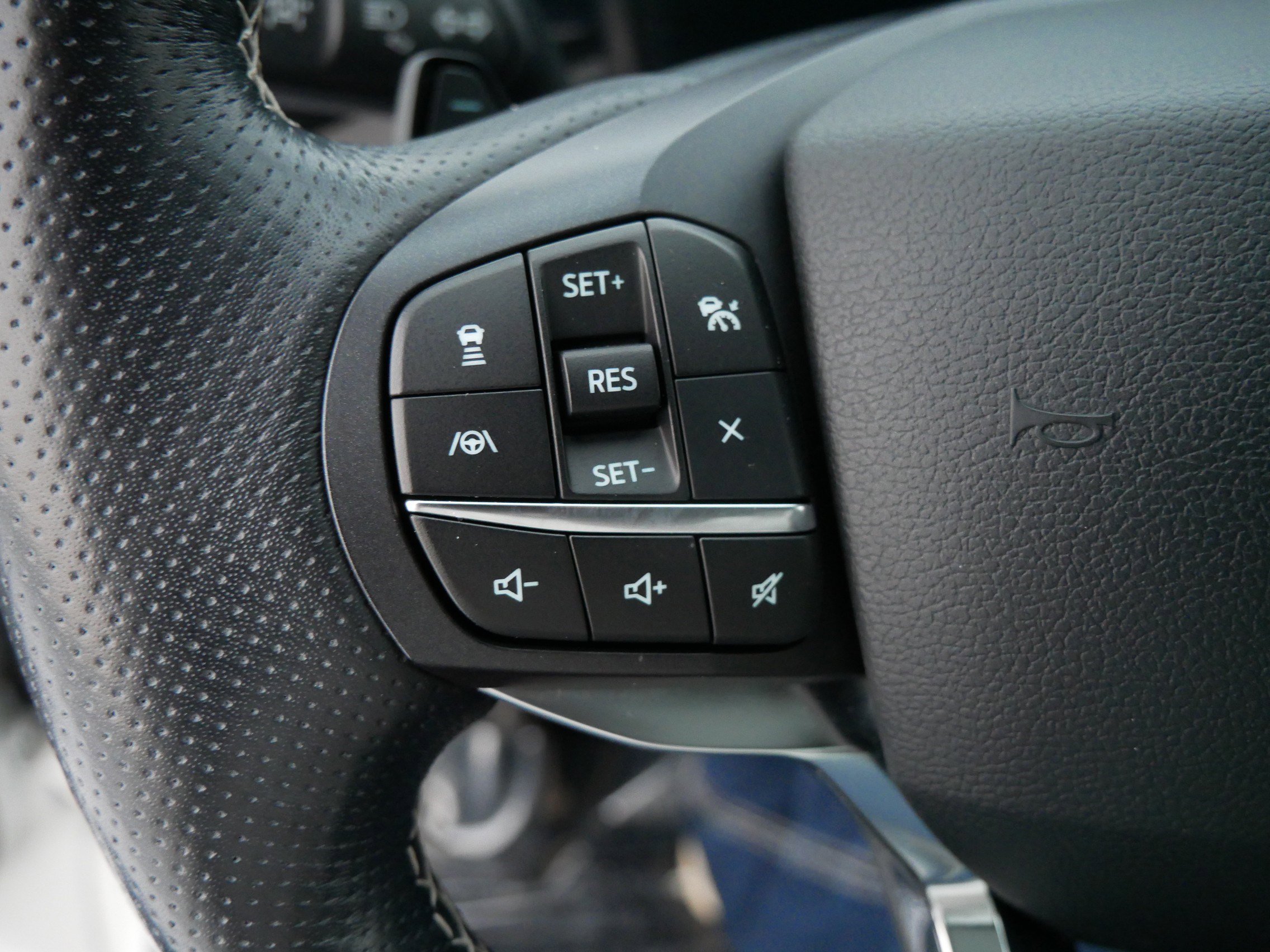 Certified 2020 Ford Explorer ST w/ ST Street Pack image 28