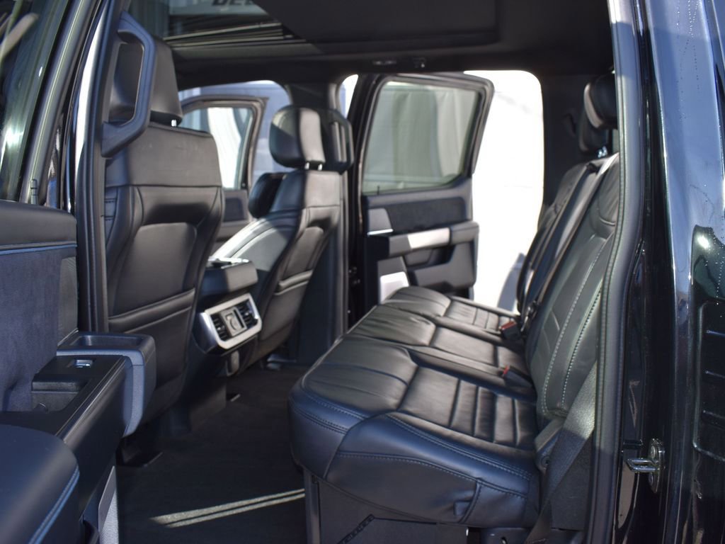Certified 2025 Ford F450 Platinum w/ FX4 Off-Road Package image 17