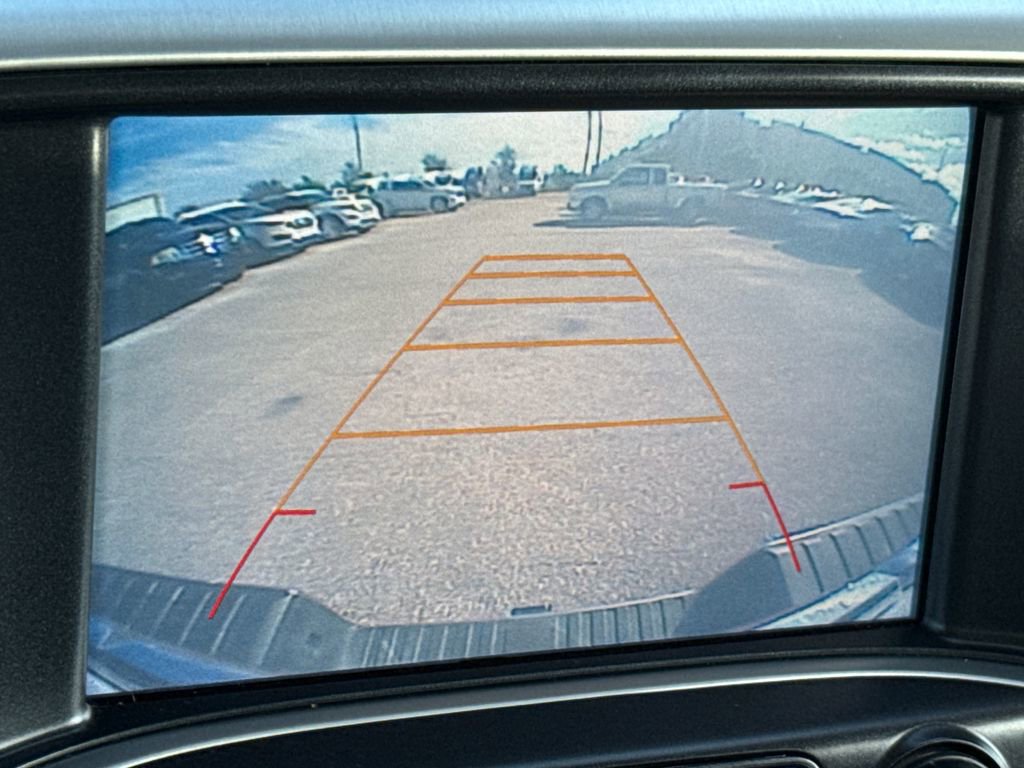 Used 2017 GMC Sierra 1500 SLT image 17