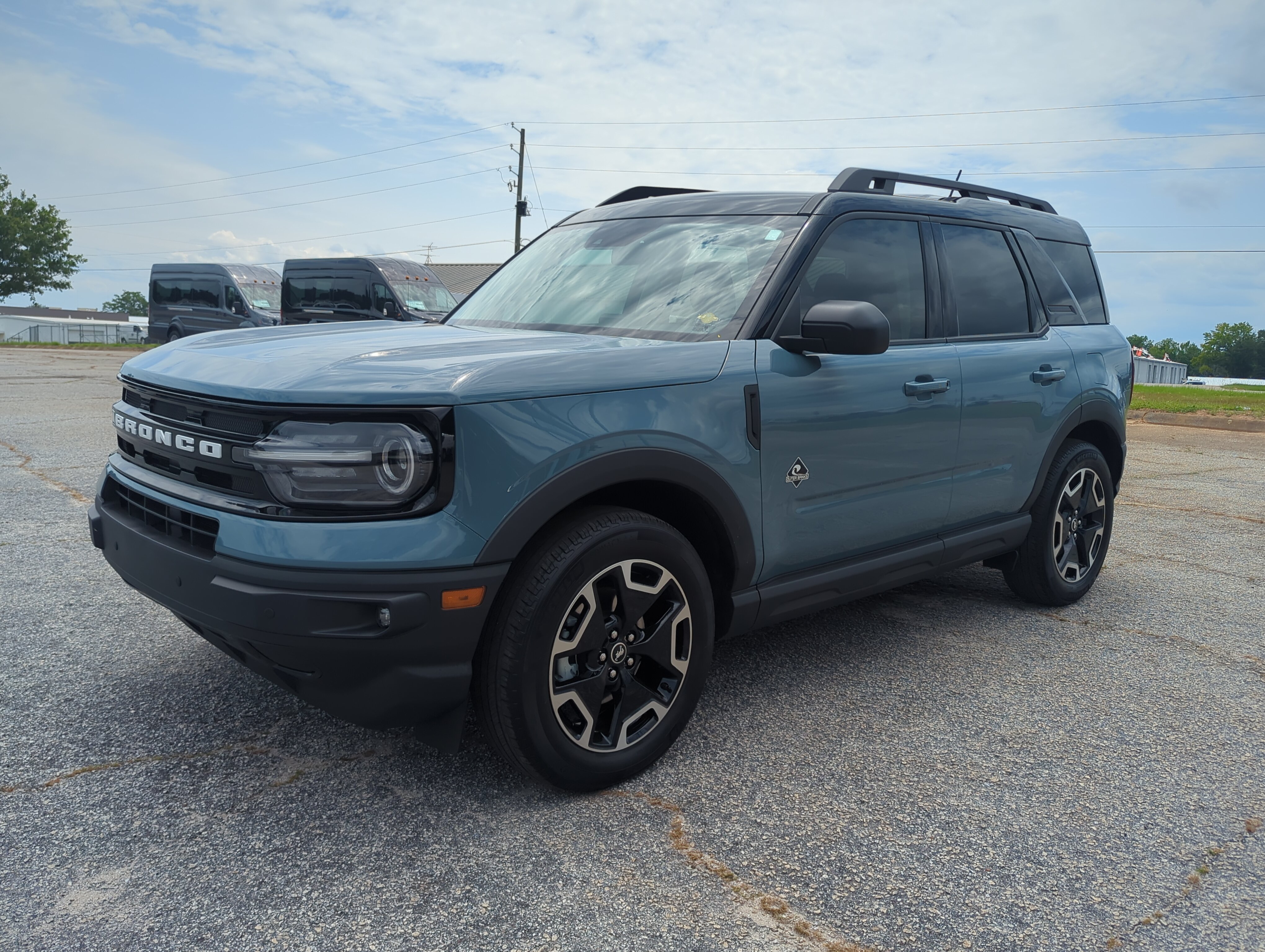 Certified 2022 Ford Bronco Sport Outer Banks w/ Tech Package AWD/4WD image 6