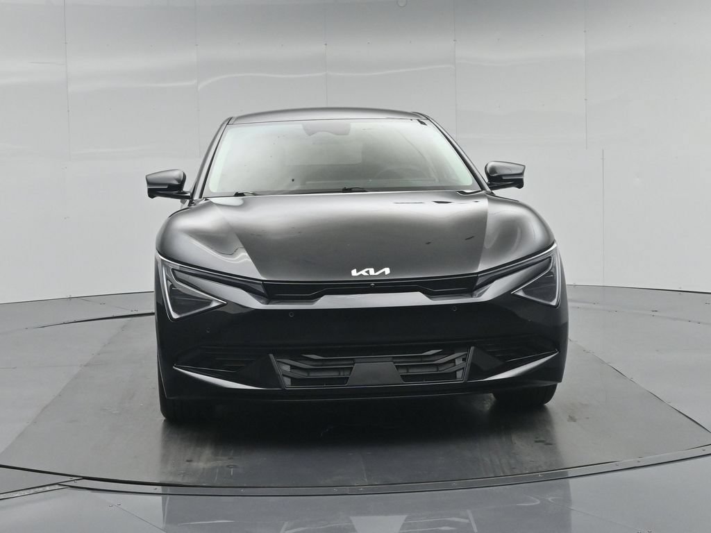 Used 2025 Kia EV6 Wind RWD image 25