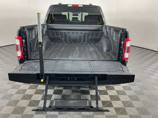Certified 2023 Ford F150 Platinum w/ FX4 Off-Road Package AWD/4WD image 8